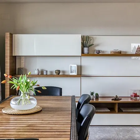 Frontline Perfect For Family Apartment *